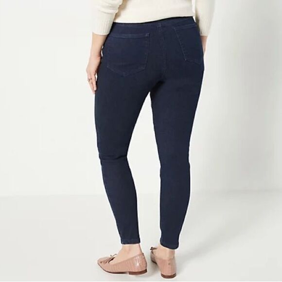 Denim & Co. Cozy Touch Denim Petite Pull-On Jeggings - Picture 2 of 5